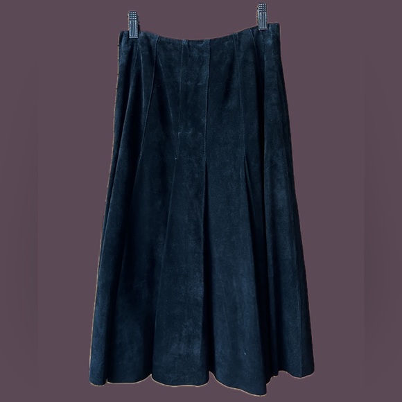 Danier - Vintage / Y2K suede leather midi skirt - Picture 2 of 3